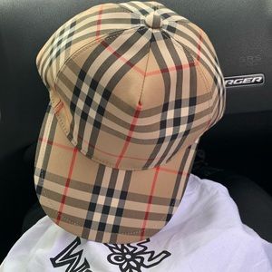 Burberry hat